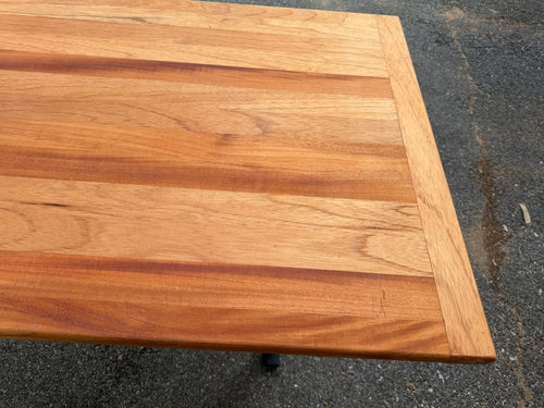 Banquet Table